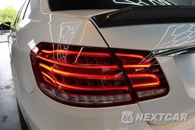 2015 Mercedes-Benz E 63 AMG S 4MATIC Sedan - zdjęcie 24 z 47 - miniatura