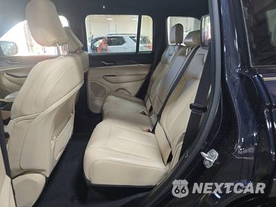 2023 Jeep Grand Cherokee Limited - zdjęcie 13 z 31 - miniatura