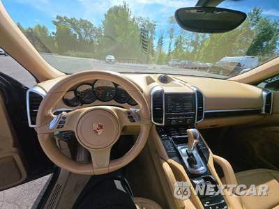 2013 Porsche Cayenne Diesel - zdjęcie 11 z 38 - miniatura