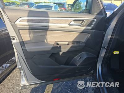 2023 Volkswagen Atlas Cross Sport 3.6L V6 SE w/Technology - zdjęcie 9 z 25 - miniatura