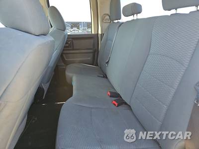 2018 Ram 1500 Express Extended Cab Medium Bed - zdjęcie 13 z 18 - miniatura