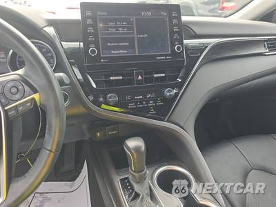 2021 Toyota Camry XLE - zdjęcie 11 z 26 - miniatura