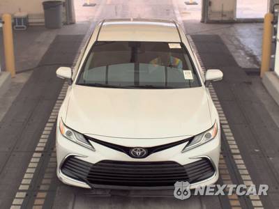 2021 Toyota Camry XLE - zdjęcie 2 z 26 - miniatura