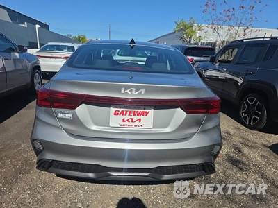 2023 Kia Forte LXS - zdjęcie 5 z 21 - miniatura