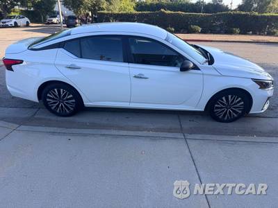 2025 Nissan Altima SV - zdjęcie 4 z 27 - miniatura