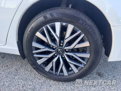 2025 Nissan Altima SV - zdjęcie 17 z 27 - miniatura