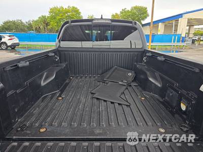 2019 Toyota Tacoma TRD Sport Crew Cab Medium Bed - zdjęcie 16 z 25 - miniatura