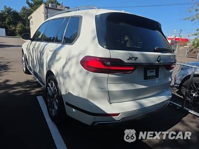 2020 BMW X7 Sports Activity Vehicle xDrive40i - zdjęcie 6 z 34 - miniatura