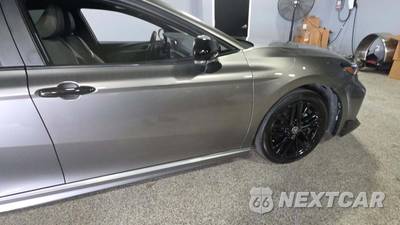 2025 Toyota Camry SE - zdjęcie 24 z 25 - miniatura