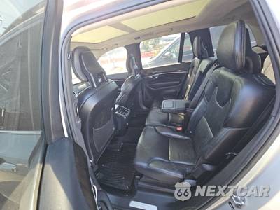 2018 Volvo XC90 T6 Momentum 7-Passenger - zdjęcie 13 z 35 - miniatura
