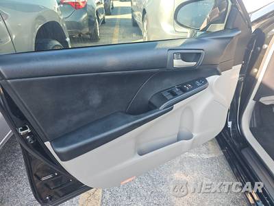 2014 Toyota Camry L - zdjęcie 9 z 21 - miniatura