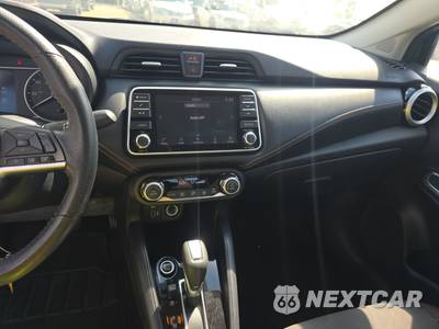 2022 Nissan Versa SR - zdjęcie 11 z 34 - miniatura