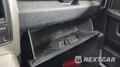 2014 Ram 1500 Laramie Crew Cab Medium Bed - zdjęcie 23 z 42 - miniatura