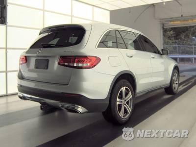 2017 Mercedes-Benz GLC 300 4MATIC - zdjęcie 4 z 31 - miniatura