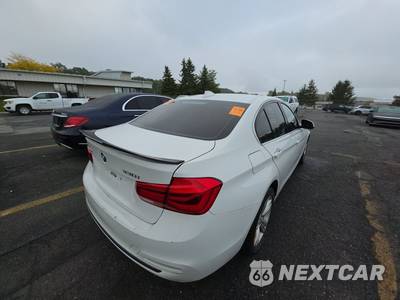 2018 BMW 3 Series Sedan 330i xDrive - zdjęcie 4 z 39 - miniatura