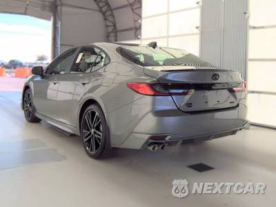 2026 Toyota Camry XSE - zdjęcie 6 z 28 - miniatura