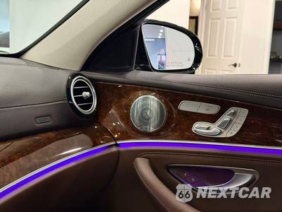 2020 Mercedes-Benz E 450 4MATIC Sedan - zdjęcie 18 z 47 - miniatura