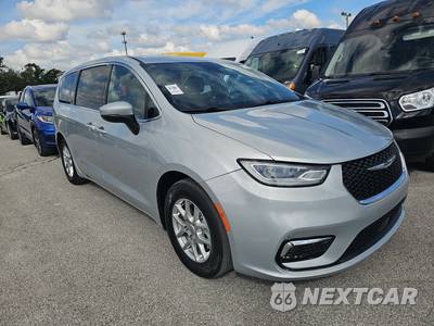 2023 Chrysler Pacifica Touring 121.6" WB - zdjęcie 3 z 20 - miniatura