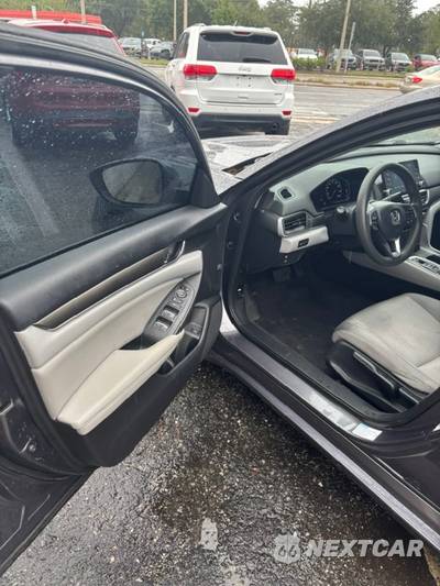 2020 Honda Accord Hybrid - zdjęcie 15 z 28 - miniatura