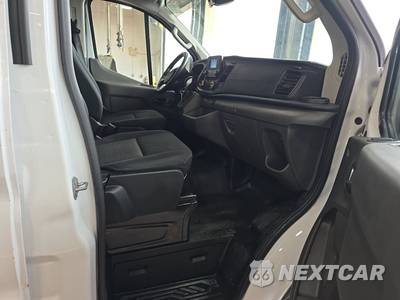 2025 Ford Transit 250 Cargo Van Low Roof 130.0" WB - zdjęcie 8 z 56 - miniatura