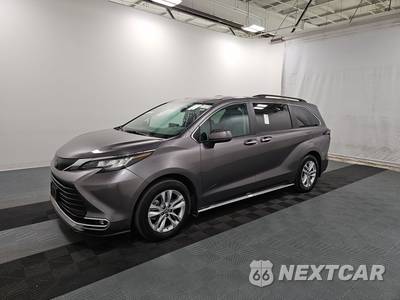 2024 Toyota Sienna XLE 7-Passenger 120.5" WB