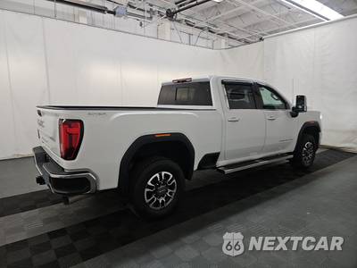 2023 GMC Sierra 2500HD SLT Crew Cab Medium Bed 4SA - zdjęcie 4 z 19 - miniatura