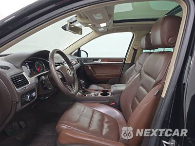 2013 Volkswagen Touareg TDI Sport w/Navigation - zdjęcie 7 z 36 - miniatura