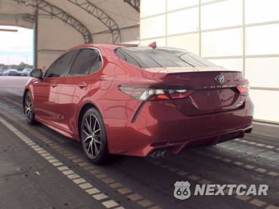 2022 Toyota Camry Hybrid SE - zdjęcie 6 z 24 - miniatura