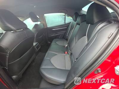2022 Toyota Camry Hybrid SE - zdjęcie 13 z 24 - miniatura