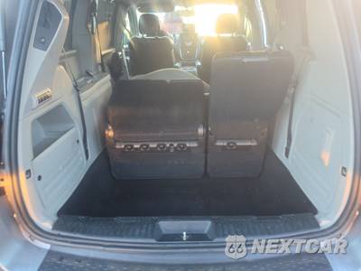 2014 Chrysler Town & Country Touring L 30th Anniversary 121.2" WB - zdjęcie 17 z 58 - miniatura