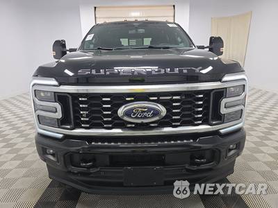 2025 Ford Super Duty F-350 Platinum Crew Cab Long Bed DRW - zdjęcie 2 z 26 - miniatura