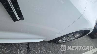 2025 Toyota Corolla LE Sedan - zdjęcie 21 z 21 - miniatura
