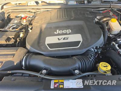 2014 Jeep Wrangler Unlimited Sport - zdjęcie 15 z 23 - miniatura