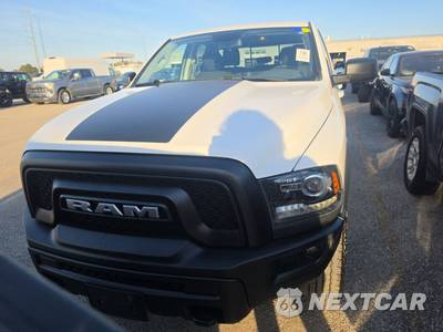 2019 Ram 1500 Classic Warlock Extended Cab Medium Bed - zdjęcie 2 z 42 - miniatura