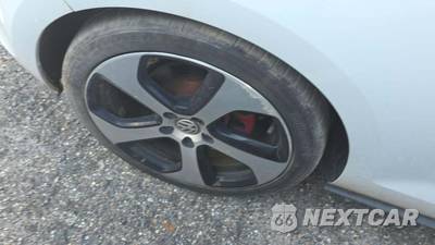 2015 Volkswagen Golf GTI SE Hatchback - zdjęcie 23 z 30 - miniatura