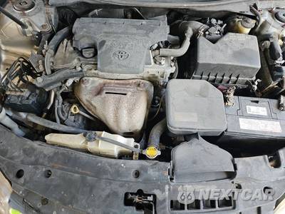 2016 Toyota Camry SE - zdjęcie 15 z 59 - miniatura