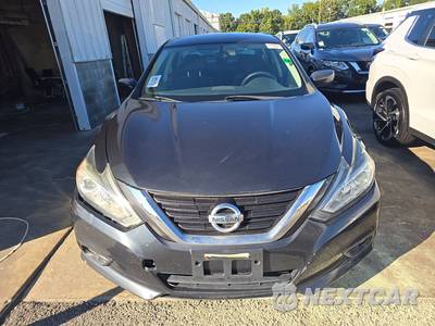 2018 Nissan Altima 2.5 SV - zdjęcie 2 z 35 - miniatura
