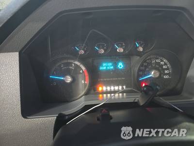 2014 Ford Super Duty F-550 Cab Chassis XL Regular Cab DRW - zdjęcie 13 z 23 - miniatura