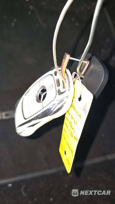 2020 Mercedes-Benz AMG A 35 4MATIC - zdjęcie 20 z 34 - miniatura