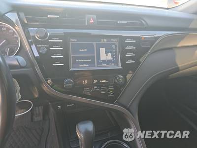 2019 Toyota Camry SE - zdjęcie 11 z 37 - miniatura
