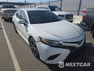2019 Toyota Camry SE - zdjęcie 3 z 37 - miniatura