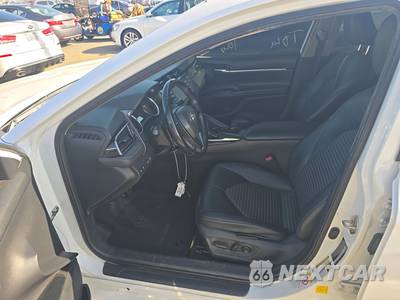 2019 Toyota Camry SE - zdjęcie 7 z 37 - miniatura