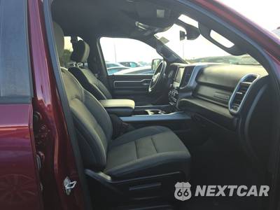 2022 Ram 1500 Big Horn Extended Cab Medium Bed - zdjęcie 8 z 39 - miniatura