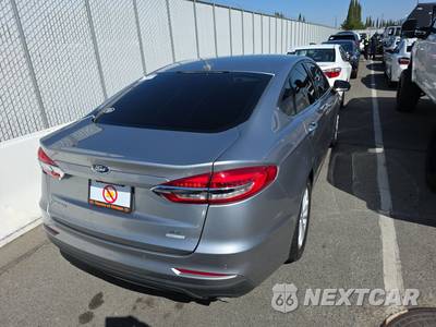 2020 Ford Fusion SE - zdjęcie 4 z 25 - miniatura