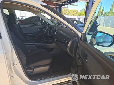 2023 Nissan Rogue S - zdjęcie 8 z 21 - miniatura