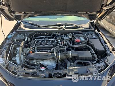2024 Honda Civic Sedan Touring - zdjęcie 15 z 28 - miniatura