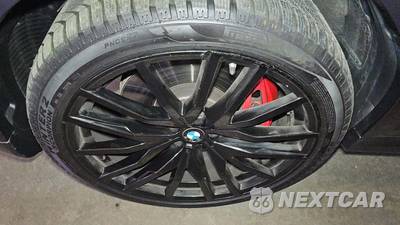 2022 BMW X6 Sports Activity Coupe M50i - zdjęcie 21 z 34 - miniatura