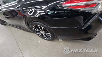 2020 Toyota Camry SE - zdjęcie 35 z 46 - miniatura