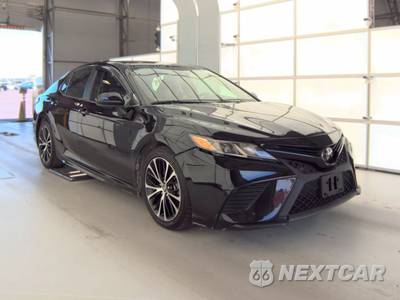 2020 Toyota Camry SE - zdjęcie 3 z 46 - miniatura
