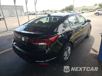 2020 Hyundai Elantra SEL Sedan - zdjęcie 4 z 31 - miniatura